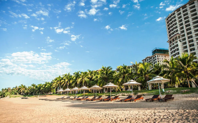 Sheraton Sanya Bay Resort