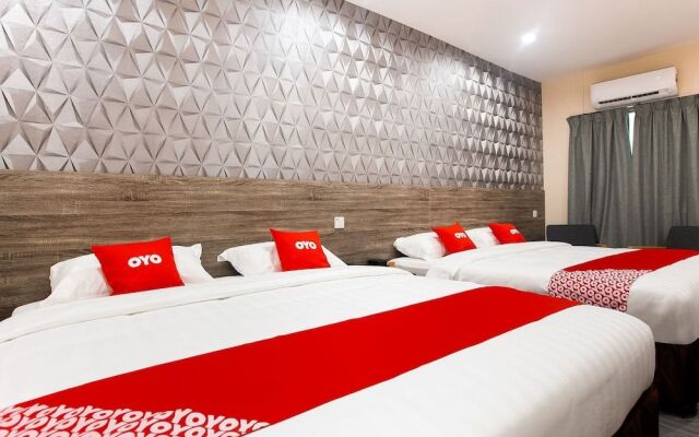 Oyo 1156 3S Hotel