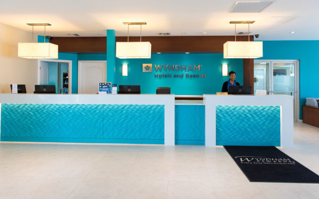 Wyndham Reef Resort - All Inclusive