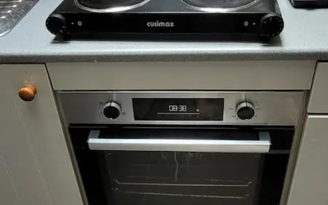 Cosy Self-contained Studio Flat in Bristol