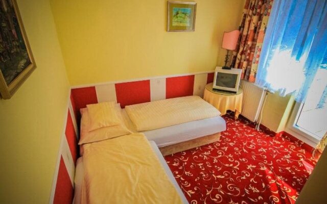 Boutique-Hotel Caravella Velden