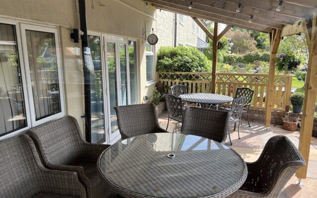 The Lawns Tea Room and B&B