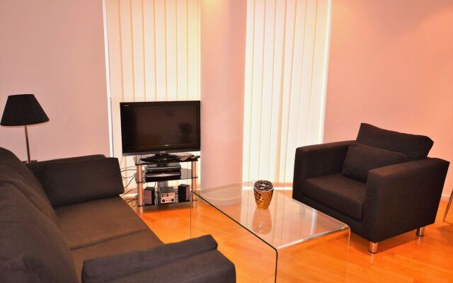 Zen Apartments - City Airport London