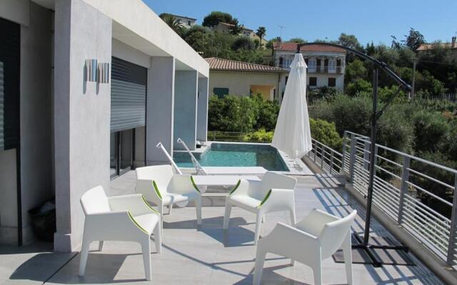 LOCATION VACANCES NICE - Villa 5* Nice St Pancrace