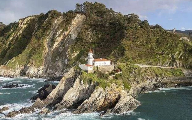 Faro de Cudillero
