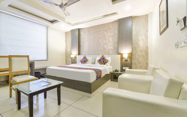 Collection O 30047 Signature Inn