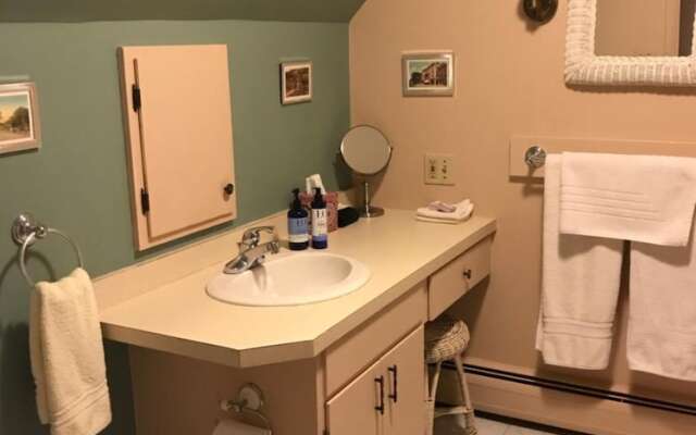 Maplecroft Bed & Breakfast