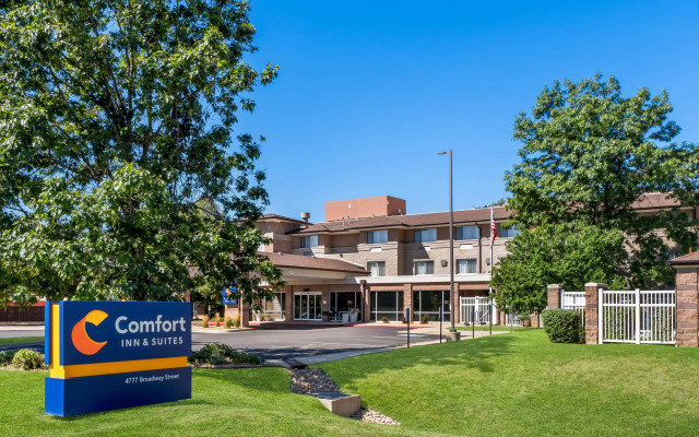 Comfort Inn & Suites Boulder
