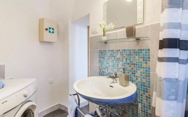 Stunning Home in Labin With 4 Bedrooms and Wifi