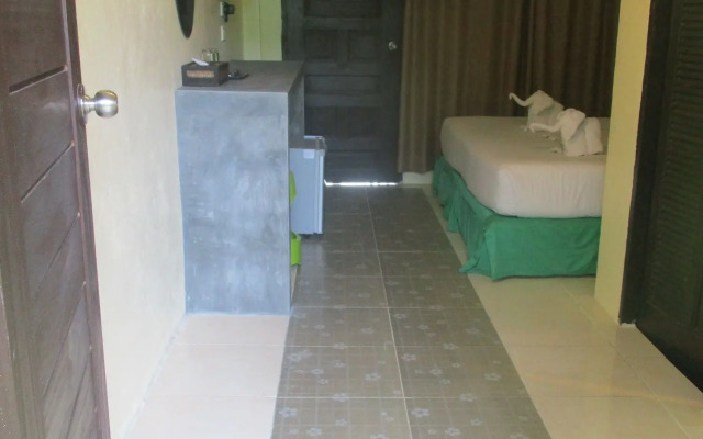 Phi Phi Green House