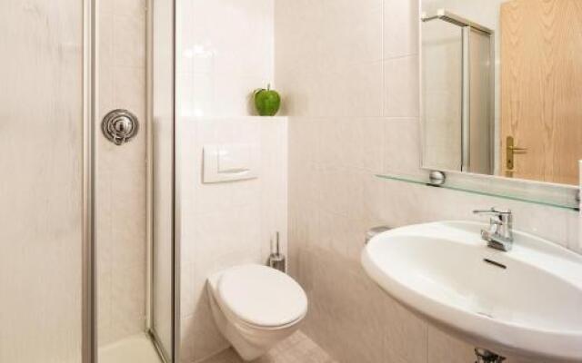 Hotel Tyrol