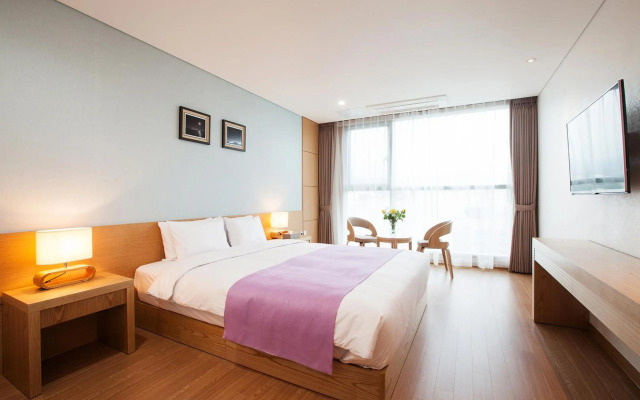 You Us Hotel