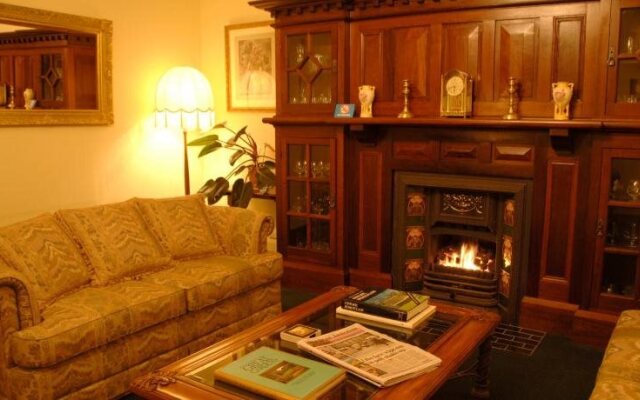 The Clifton & Grittleton Lodge