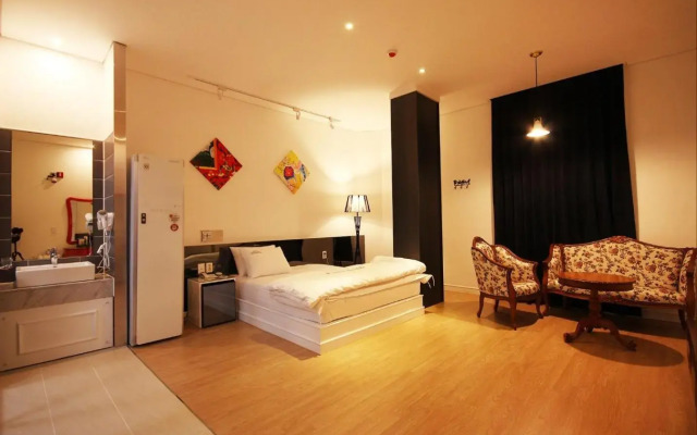 Hotel Insomnia