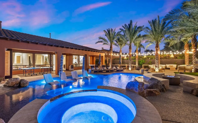 Luxe Villa Tulum in Indio