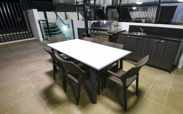 Pacific Sands Apartments
