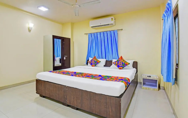 Fabhotel Executive pearl Inn - Nr Twin tower