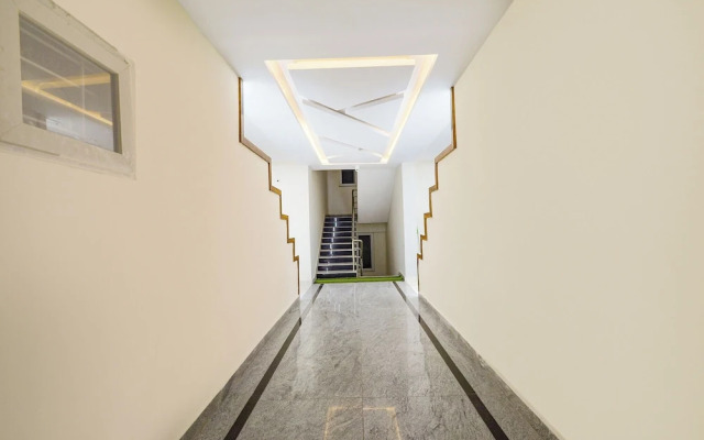 Fabhotel Navya Grand