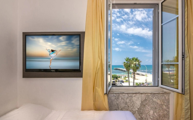 Hotel Tirreno