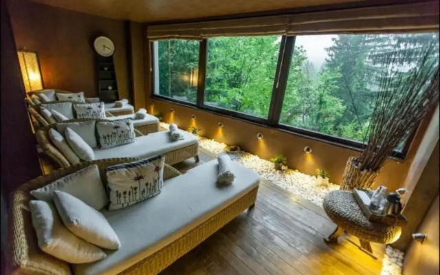 Alpin Resort Hotel - Apartament 2403; 2404