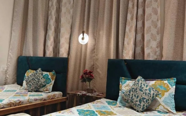 Naari Home Stay