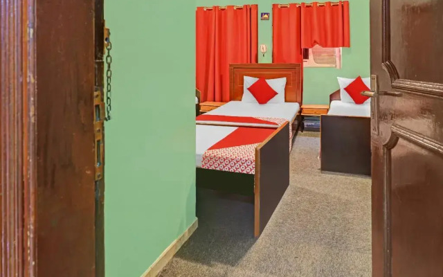 OYO 795 Al Karawan Hotel