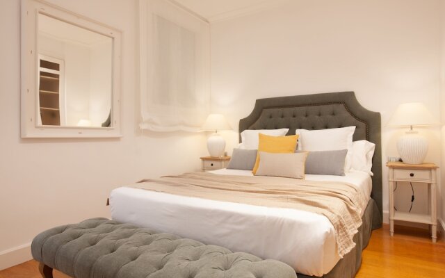 Click&Flat Balmes Luxury Penthouse