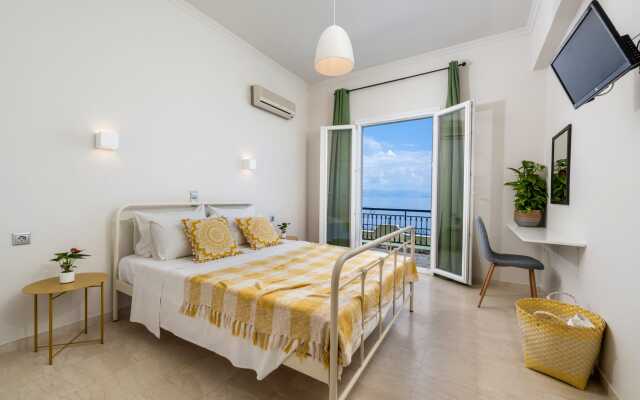 9 Muses Seaview Studios Corfu | Adults Only