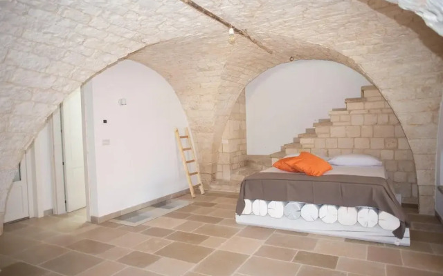 Poolside Holiday Home Near Cisternino