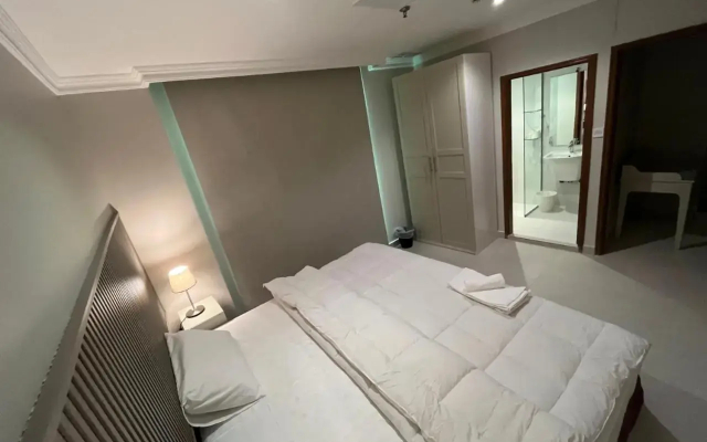 Times Square Suite Hotel