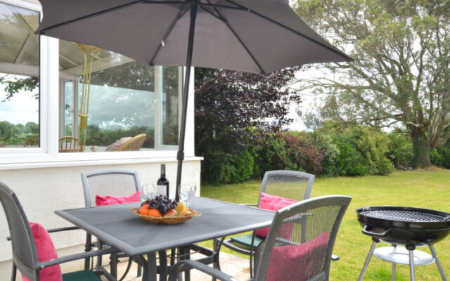 Holiday Home Caernarfon View Cottage