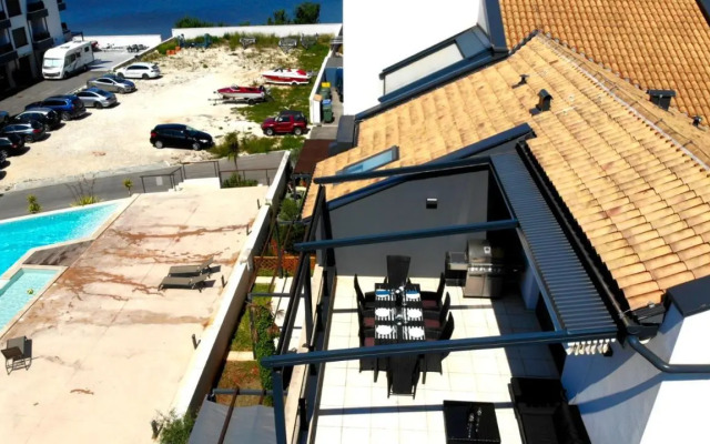 Penthouse No6