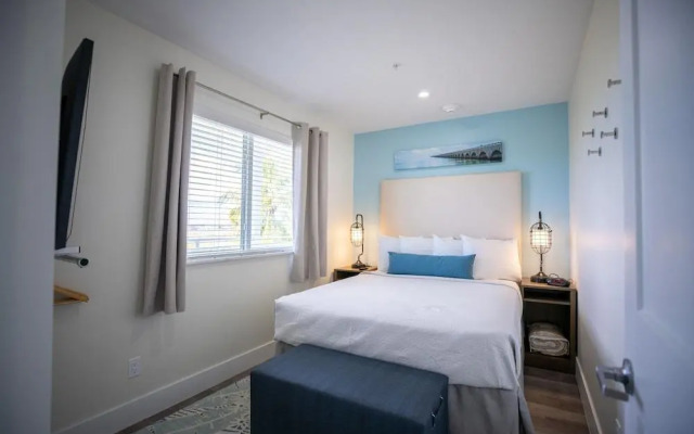 Sugarloaf Key Hotel at KOA Resort