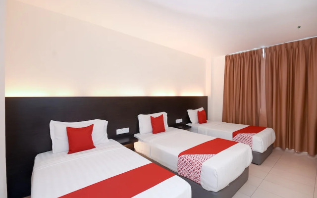 OYO 1148 Kenyalang Suite