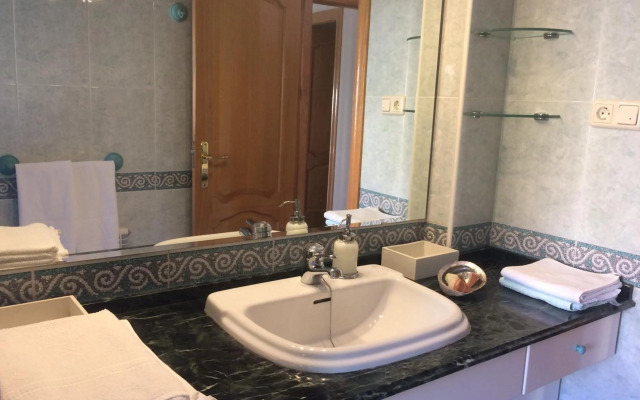 Bonita casa en Barrio de Monachil