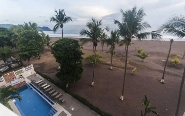 The Palms by Dream Makers