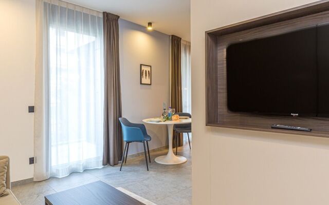 Icon H 309 Suite Micro-living