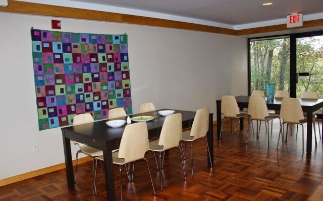 Woodland Ridge Retreat