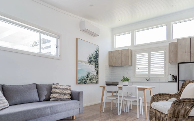 Surfside Cudmirrah Beach