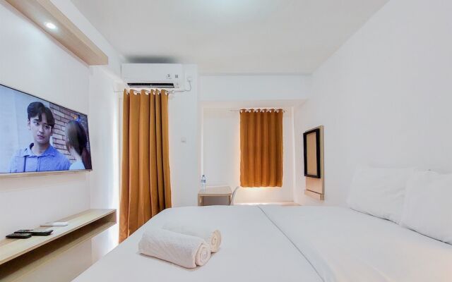 Modern Look Studio At Urbantown Serpong Apartment