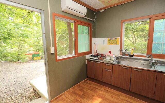 People with good mountains