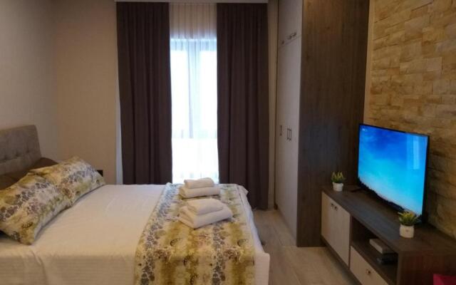 Milmari resort Sara P61