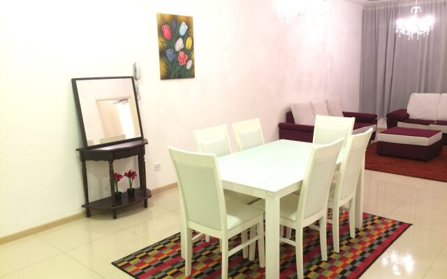 Lawang Suite 2 Bedroom Corner Apartment