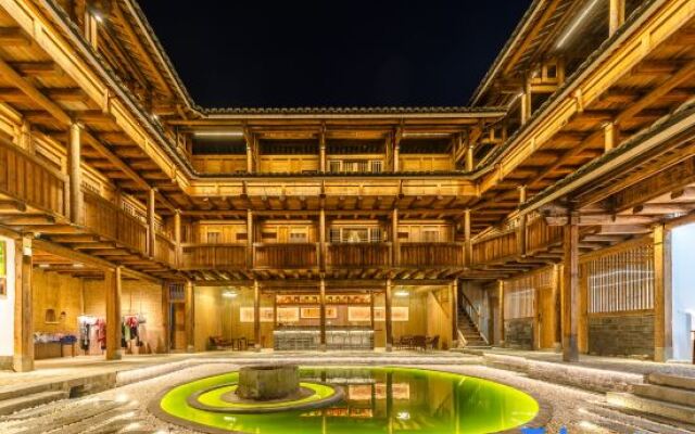 Xinsu Changrong Tulou Cultural Homestay (Yunshui Ballad Shop)
