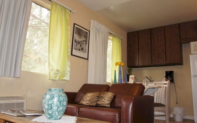 Pine Woods Resort