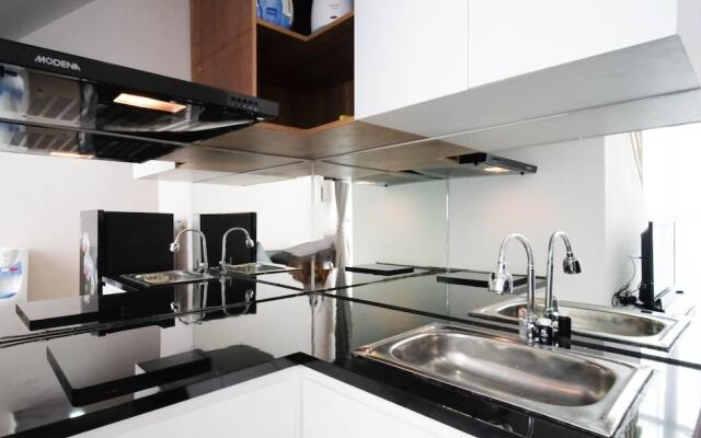 Comfy Studio Loft Connected To Mall At Icon Gresik Apartment