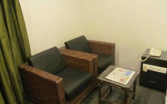 Shilton Residence Hotel