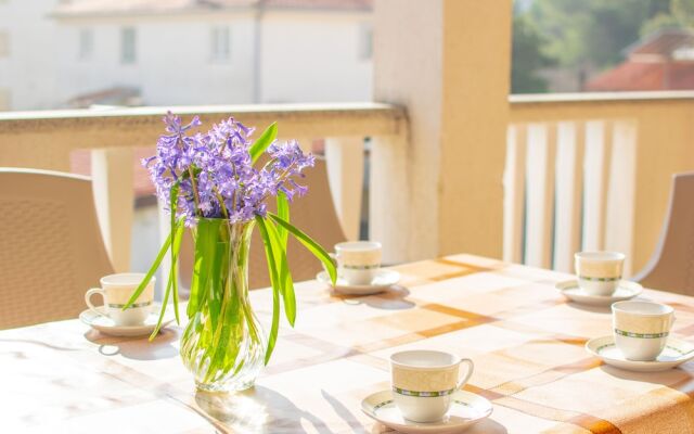 Apartments Grakalic great location