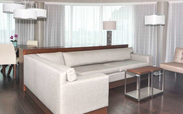 Kansas City Marriott Country Club Plaza