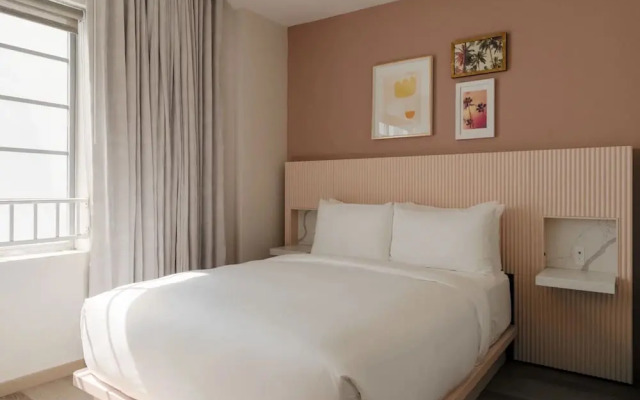 FOUND Hotel Miami Beach